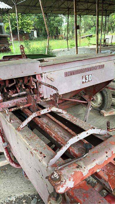 Presa baloti  International 430