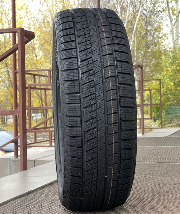Зимен спорт пакет TRACMAX 285/40/22 и 315/35/22 НОВ ДОТ2025г 285/40R22