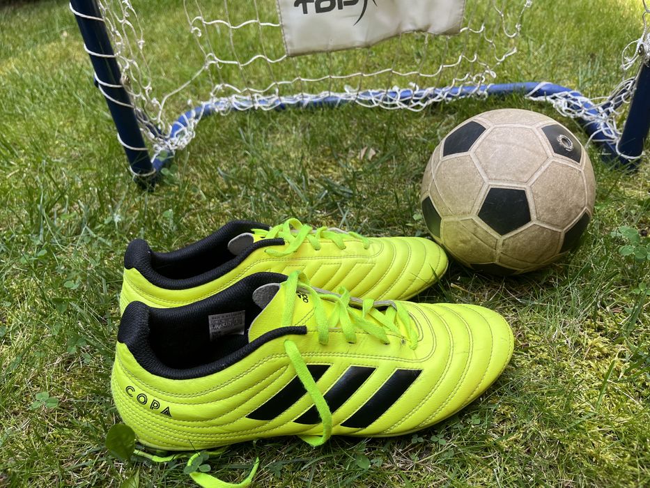 Футболни обувки adidas - Copa 19.4 FG J