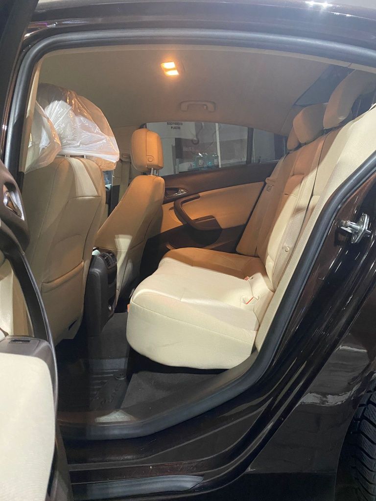 Vând Opel insignia pret bun negociabil
