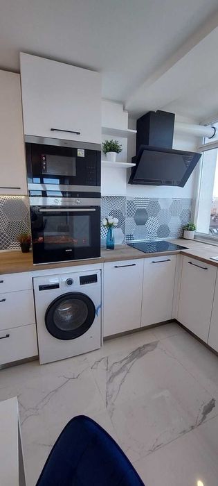 Дава се под наем Двустаен апартамент в София, Хиподрума - 80 кв.м за 561 € - Снимка #2