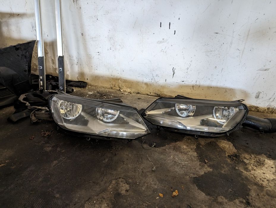 Far dreapta fata vw touareg 7p 2014