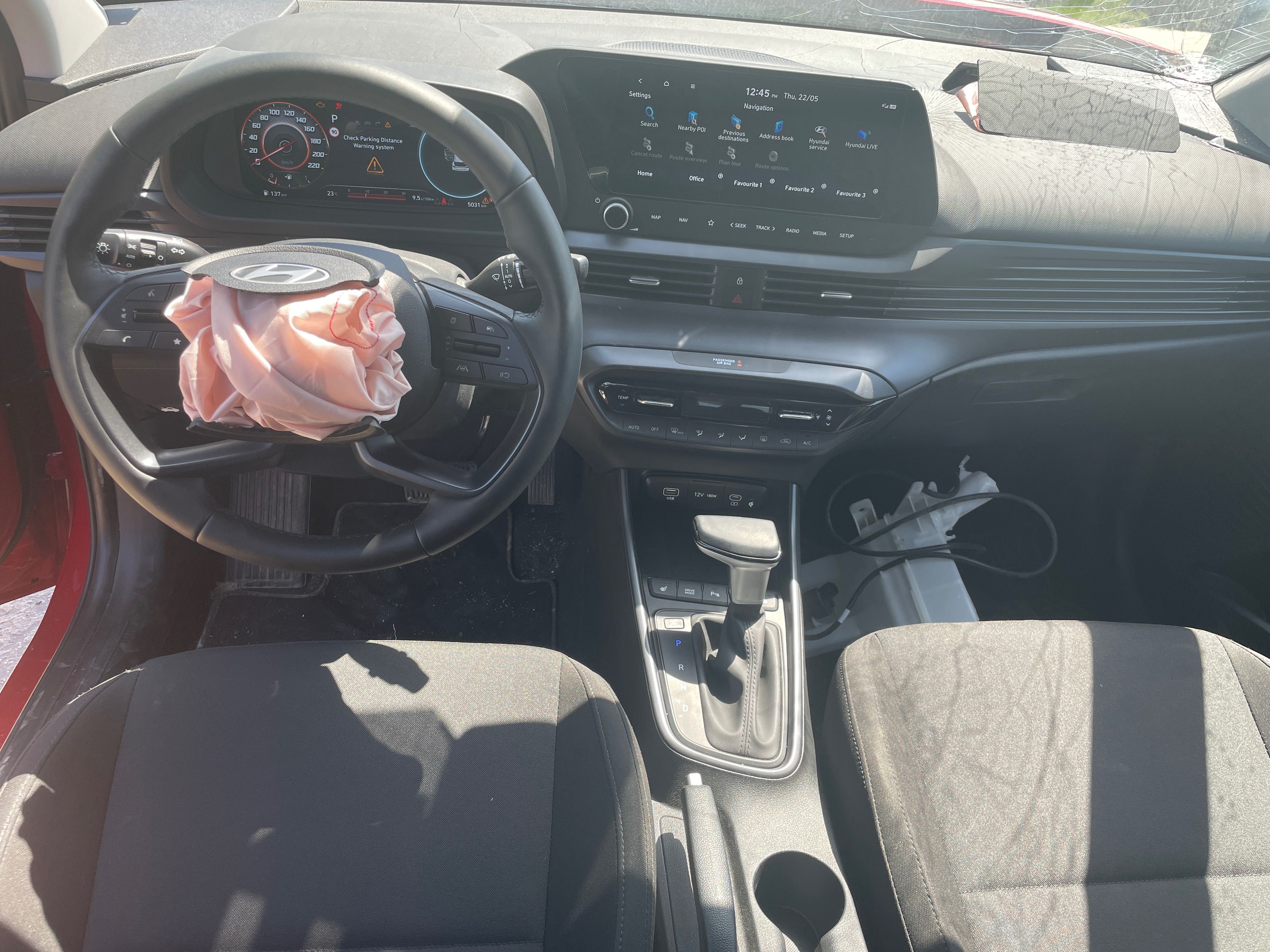 Hyundai I20 1.0i, двигател G3LE 101 кс., автоматик, 5000 км., 2025 г.
