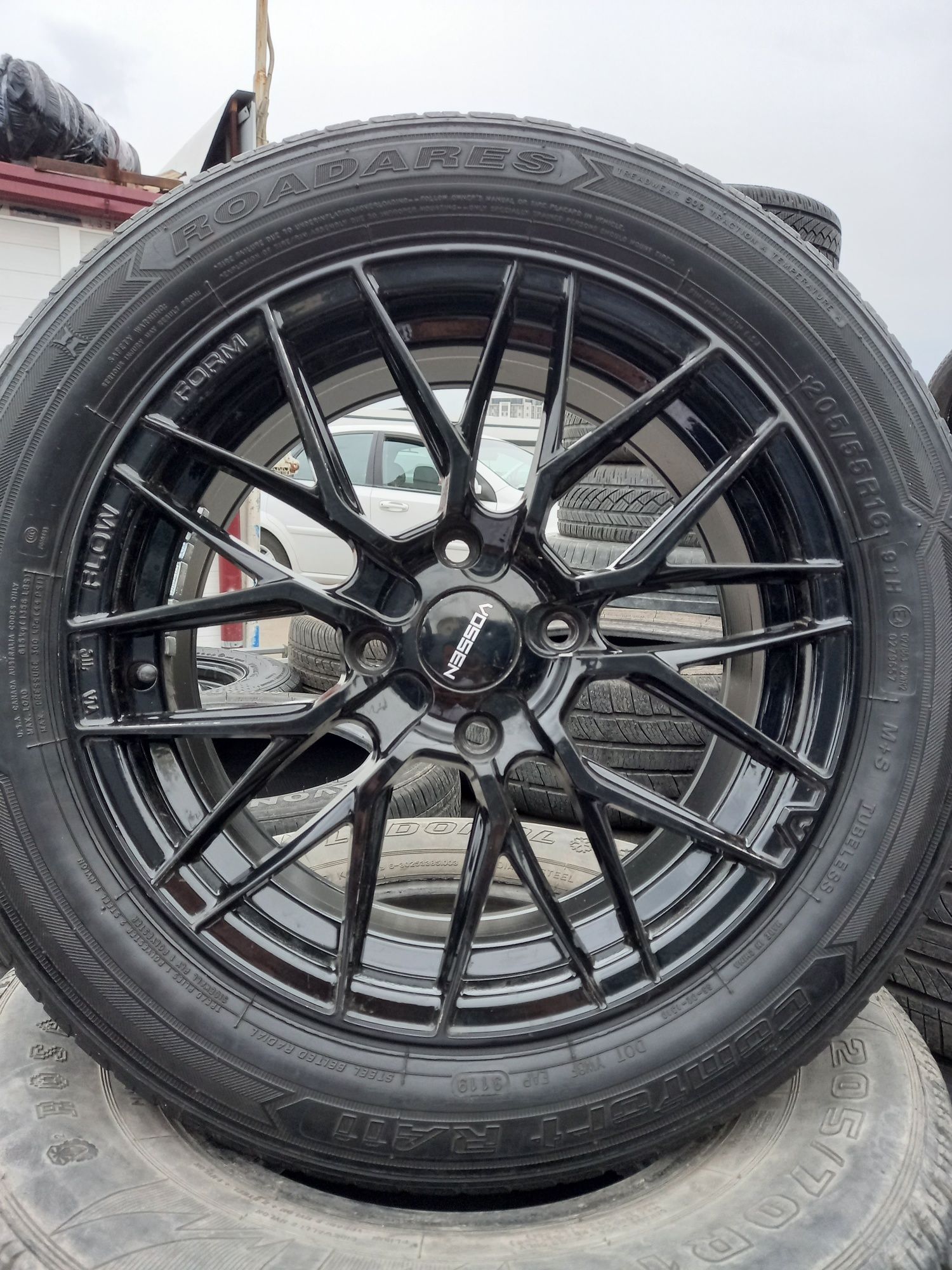 Vossen black 250$ Комплект 4 шт диск+шина Состояние идеально от Жентра