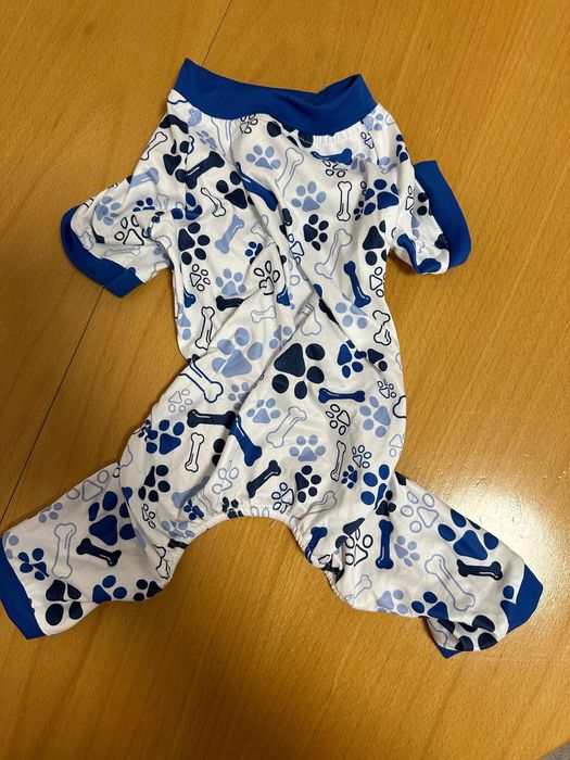 Продавам кучешки дрехи-S,М,L размер