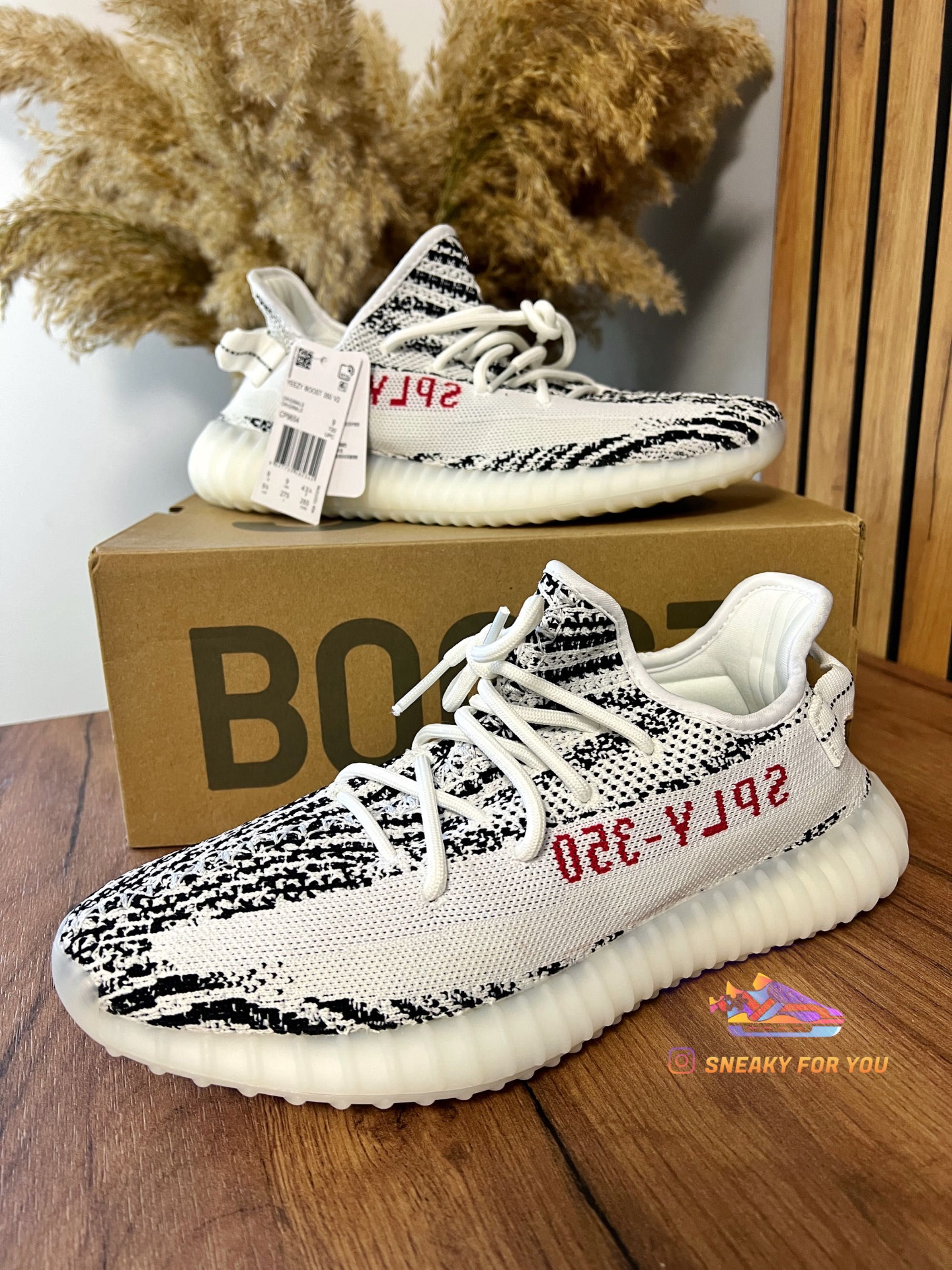 39-46 Yeezy Boost 350 V2 Zebra