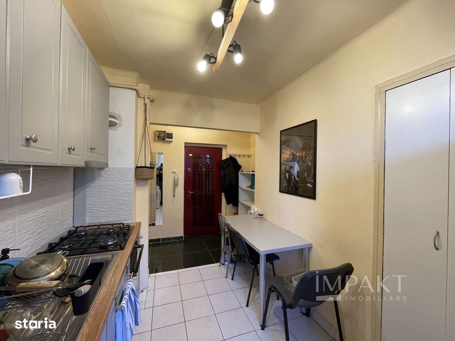 Apartament cu 2 camere langa Teatrul national (centru)