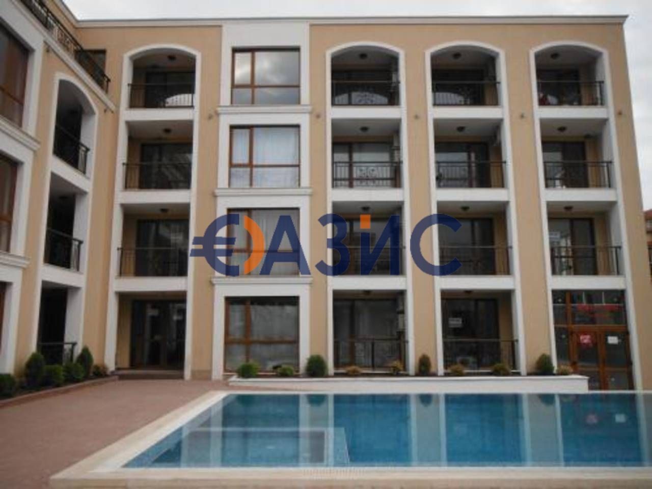 Продава се Едностаен апартамент в к.к. Елените - 25 кв.м за 1480 €/кв.м - Снимка #8