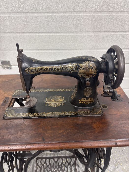 Masina de cusut Singer vintage