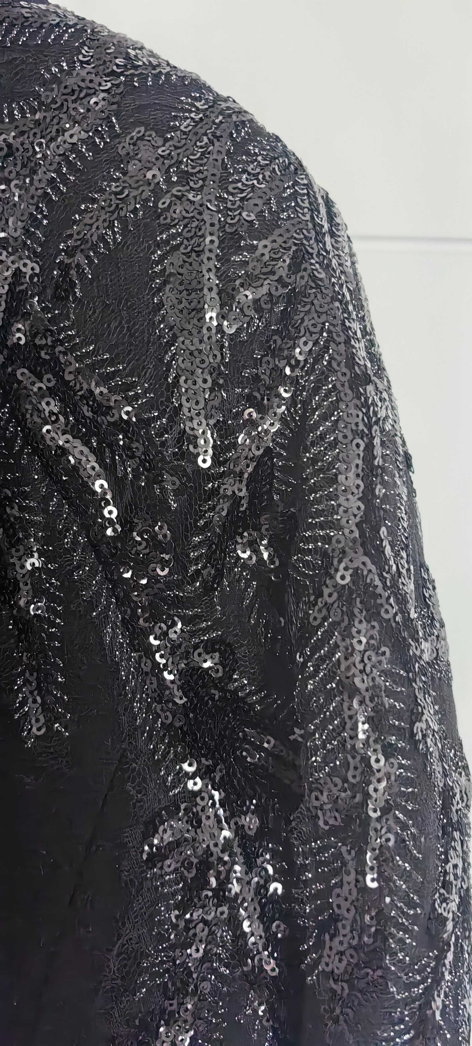 Сако Avin Couture в черно с ръчни орнаменти