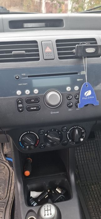 Vând Suzuki an 2006 1.3 benzina