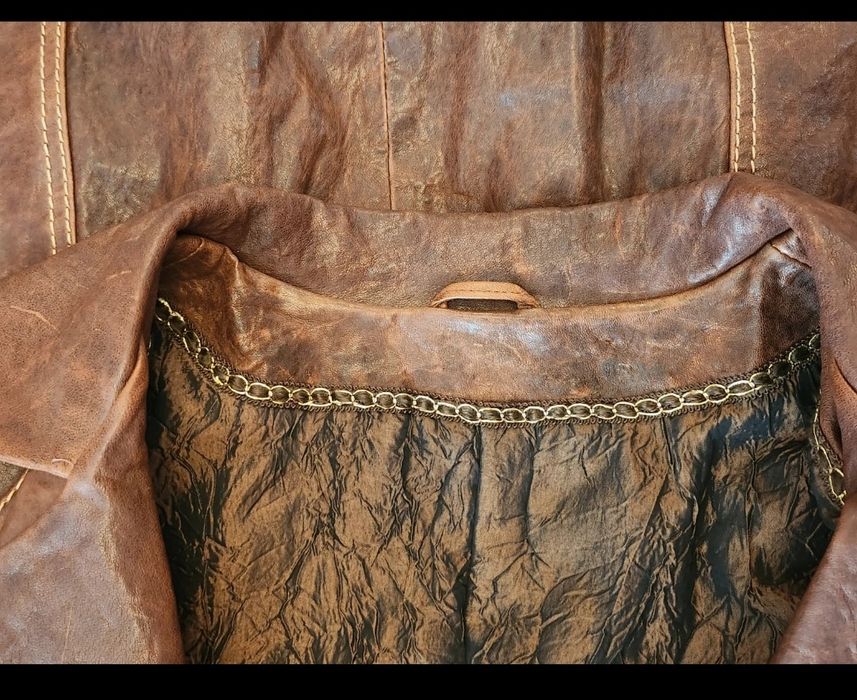 Haina de piele naturala