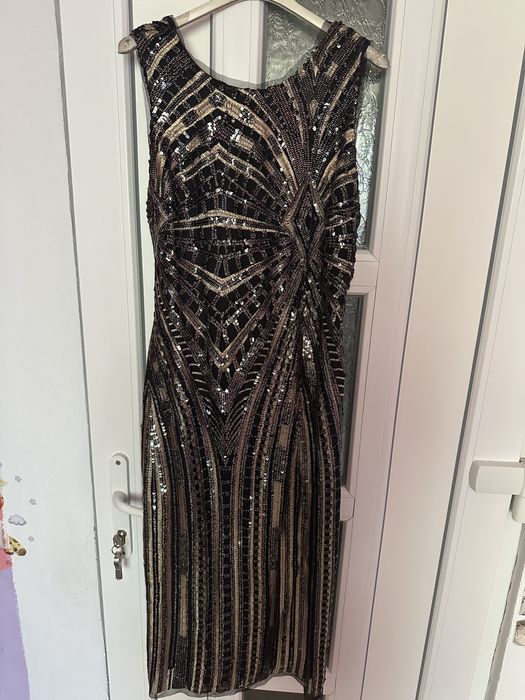 Vand Rochie noua