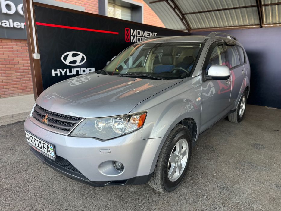 Продам Mistubishi Outlander 2008 полно приводный внедорожник