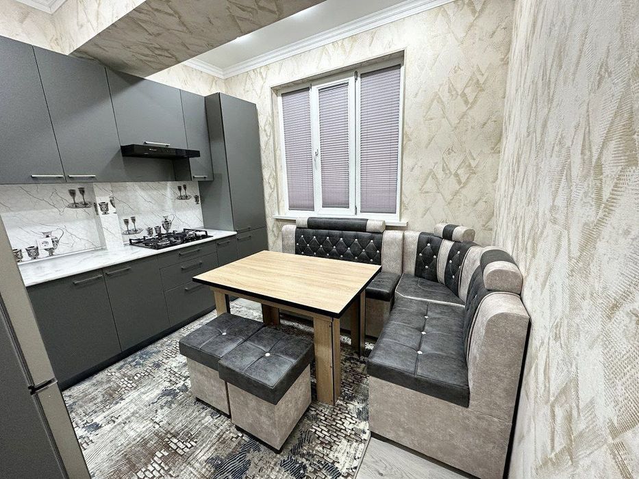 Chilonzor Novza metro