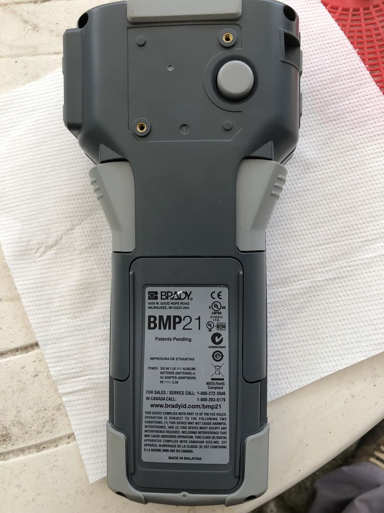 Brady BMP21 imprimanta etichete profesionala