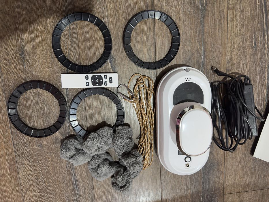 Продавам робот за почистване на прозорци