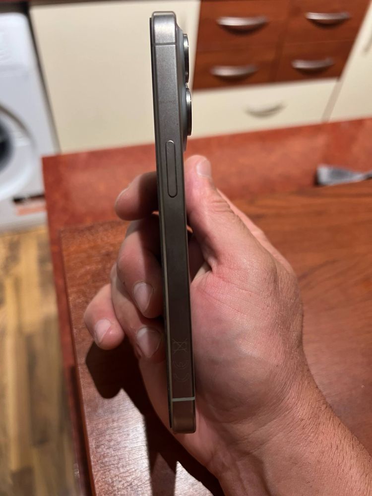 Iphone 15 pro,128GB.Топ състояние.