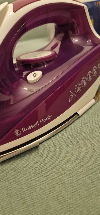 Russell Hobbs Supreme Steam 2400W ютия
