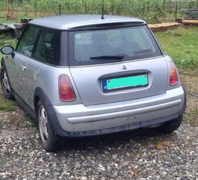 Vând mini one D, diesel ,anul 2003, 103.135 km .