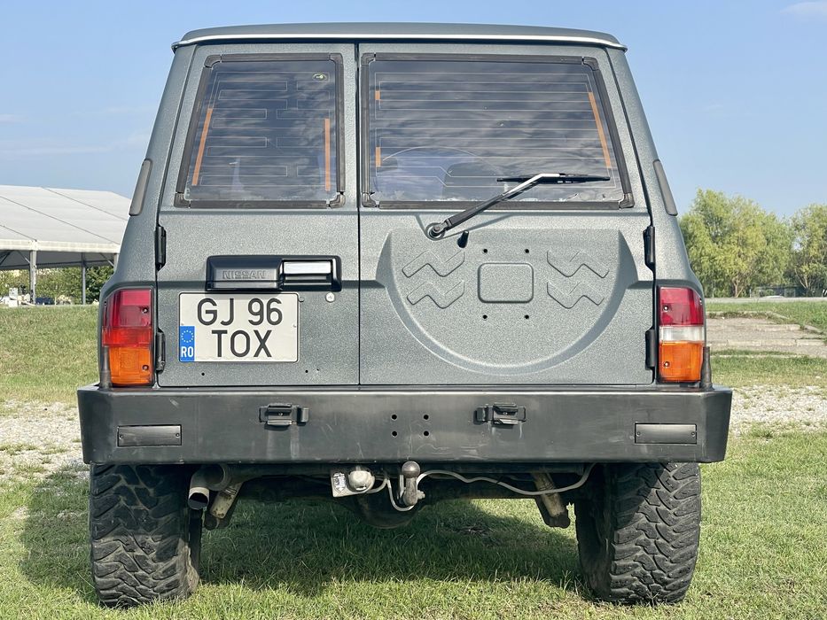 Nissan Patrol Y60
