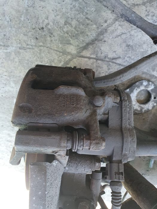 Etrier electric audi a4 b8