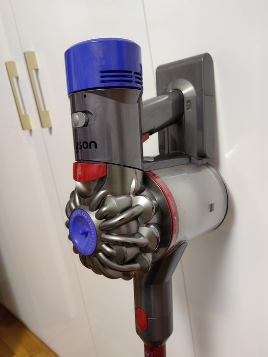 Dyson V8 Slim Parquet