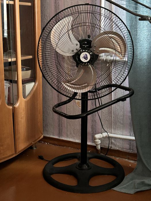 Вентилятор продаю недорого