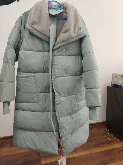 Пуховик теплый, новый