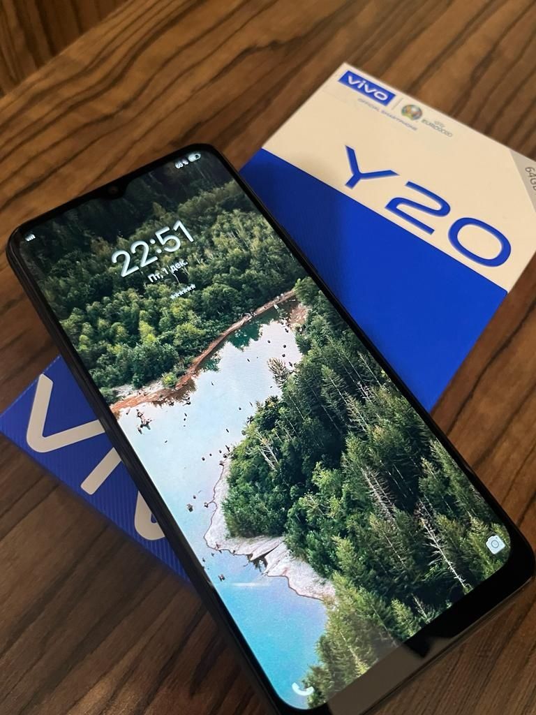 Продам смартфон Vivo y20 64/4  ТОРГ