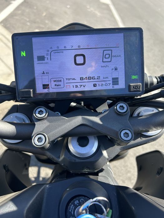 CfMoto 300nk 2021