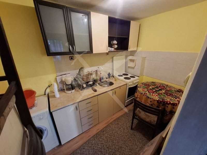 Продава се Едностаен апартамент в Бургас, Възраждане - 55 кв.м за 999 €/кв.м - Снимка #4