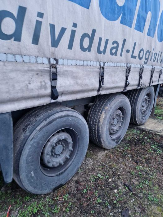 Dezmembrez semiremorca prelata