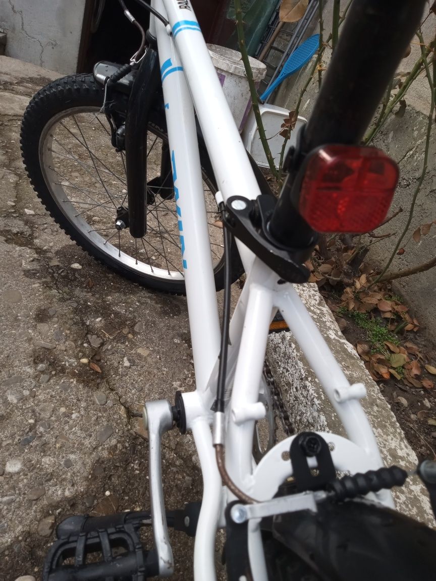 Bicicleta 20" pentru copii