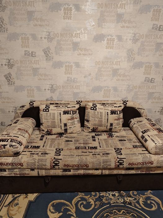 Продам тахту раздвижную