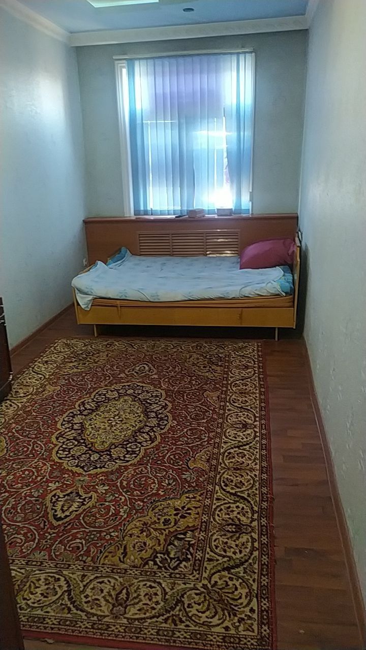 Сдаётся своя 2х ком.квартира. 2/4/4.  на Кадышева Лисунова 1дом.