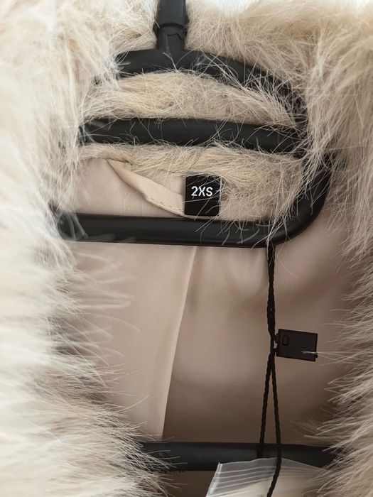 Пухено Палто-НОВО!