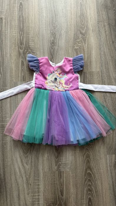 Плптье единорог 2-3 года