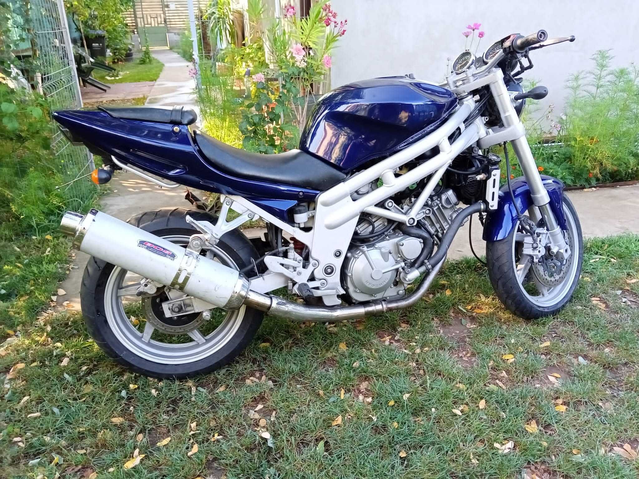 De vanzare :/schimb HYOSUNG GT 650 Comet