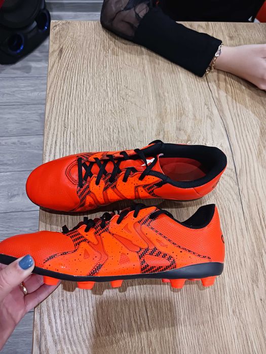 Оригинални бутонки на Adidas