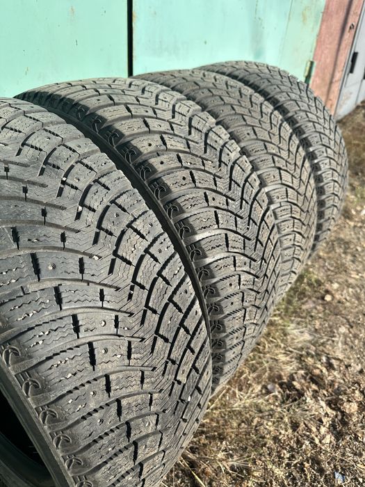 Зимние шины Michelin 225/55 R18