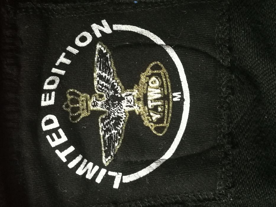 Torino cu fermoar neagră