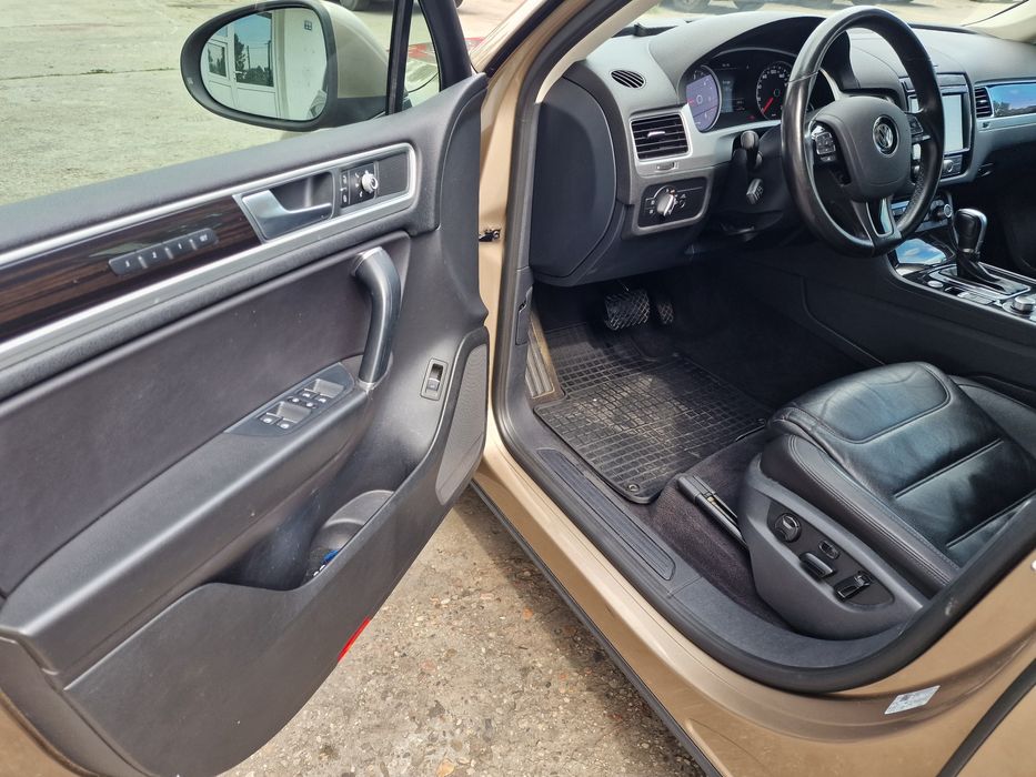 Vand sau schimb vw touareg 2016