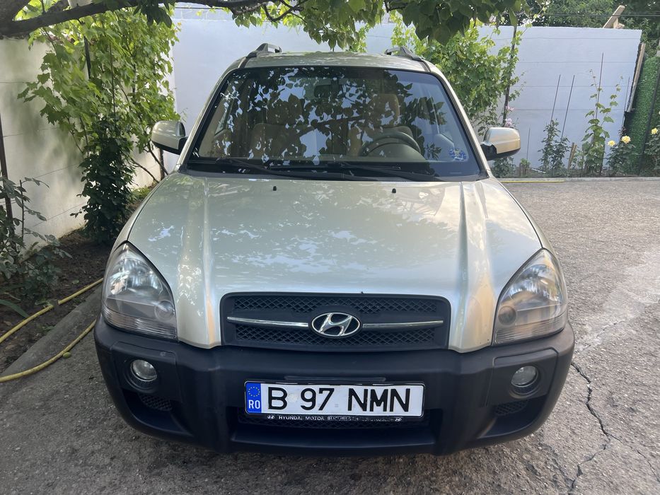 Auto hyundai tucson 2008