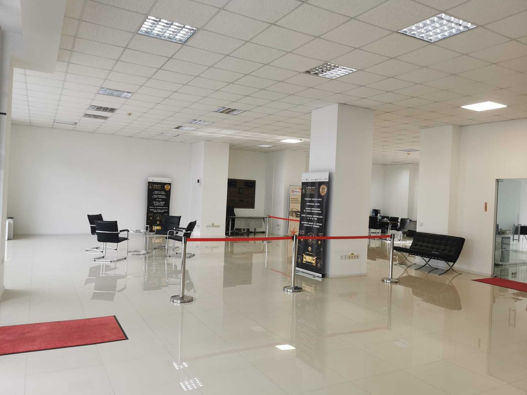 Spaţiu comercial Otopeni de inchiriat  240 mp,  Cladirea Airport Plaza