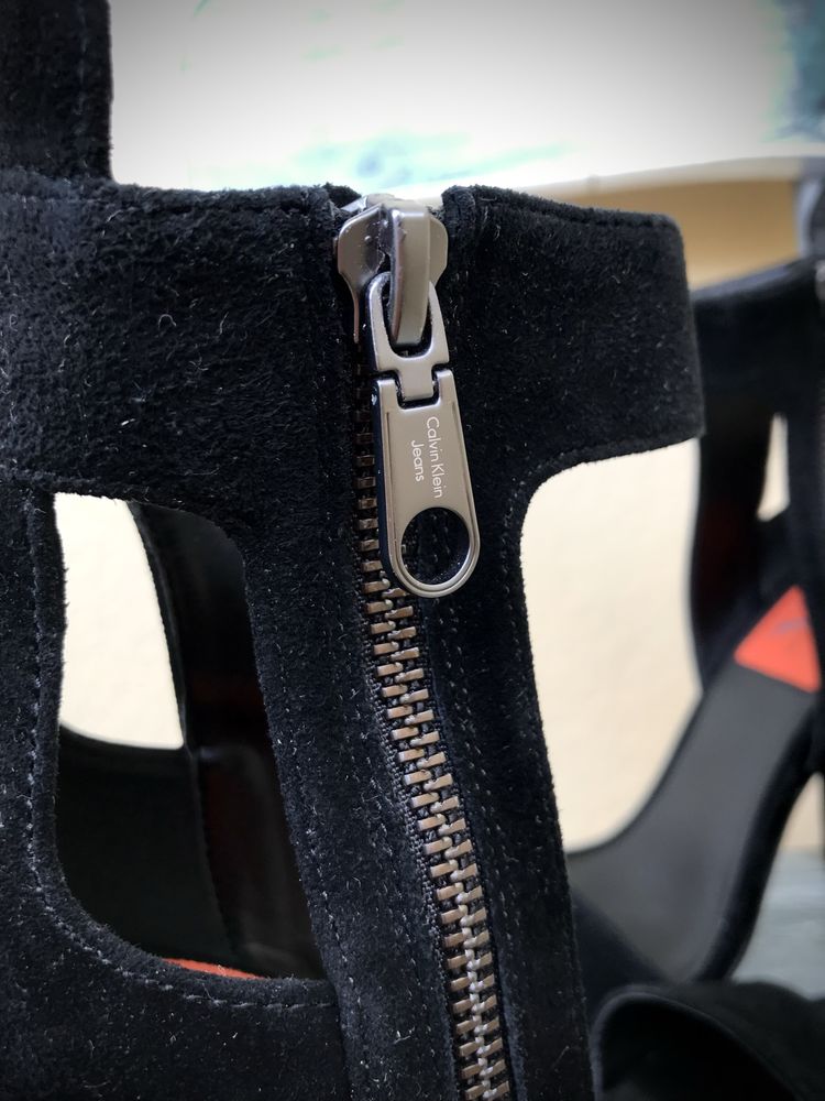 Calvin Klein Jeans Zaira  •НОВИ•