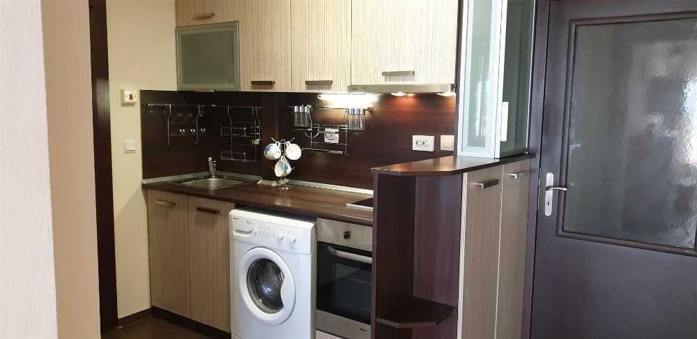 Дава се под наем Двустаен апартамент в София, Стрелбище - 106 кв.м за 612 € - Снимка #4