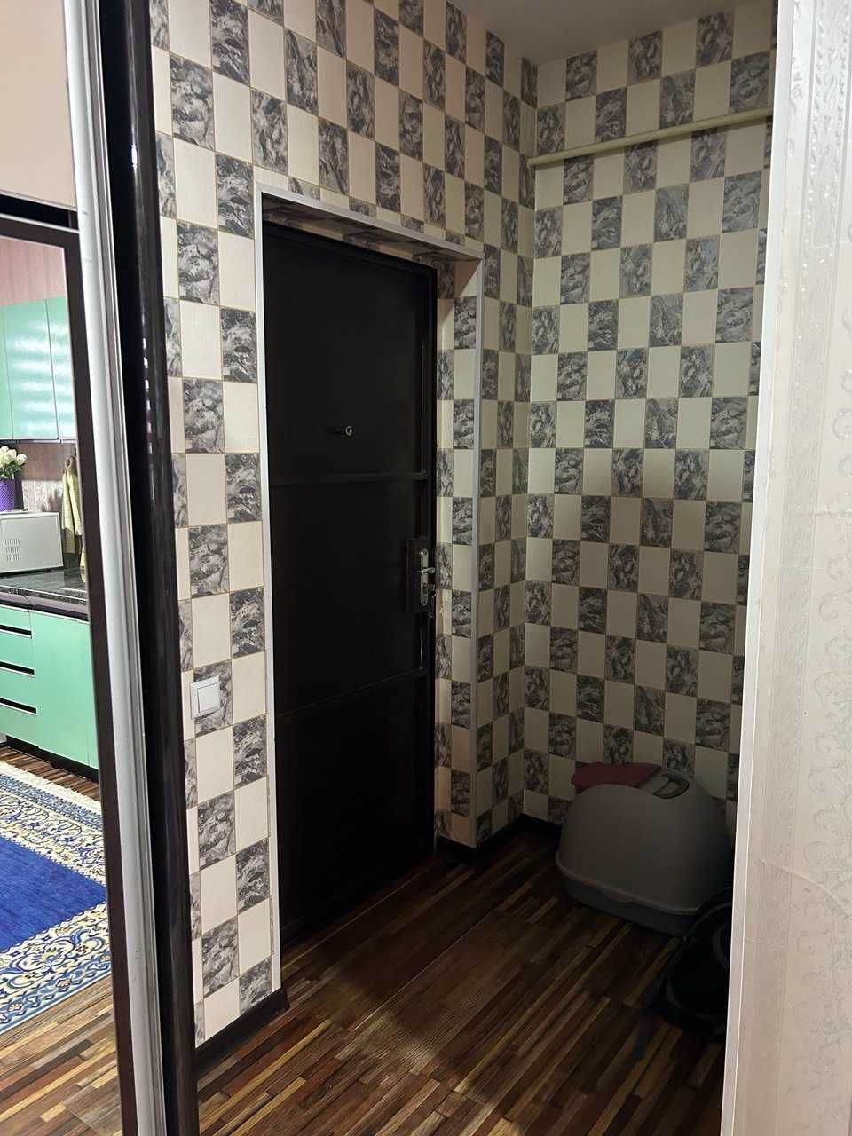 2к квартира 3/3. Массив Карасу 6. Около базарчика. 39м2. Новостройка