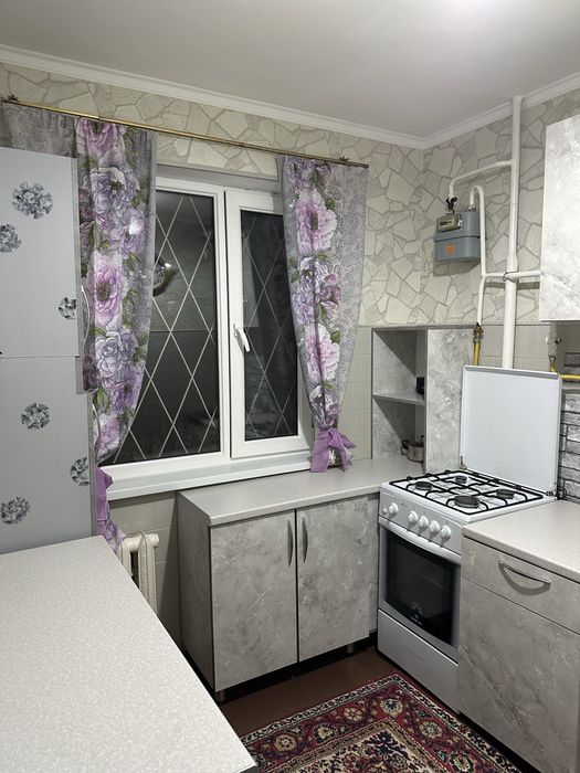 Продам 3 комнатную квартиру в центре города