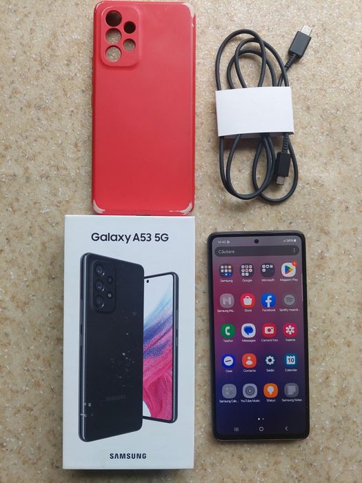 Samsung A53  5G  6/128 memorie CA NOU
Pret fix 700 lei! 
Stare ca nou,
